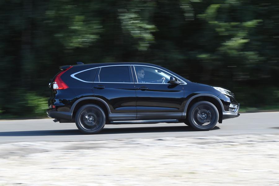  Honda CR-V Black Edition 2016 года  (UK) (фото 3 из 7)